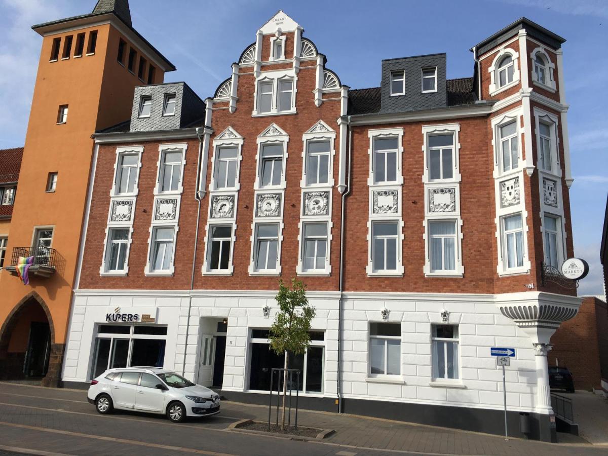 Hotel Markt 5 - Inmitten Der Luebbecker Altstadt, Kostenloser Parkplatz Direkt Am Hotel リュベッケ エクステリア 写真